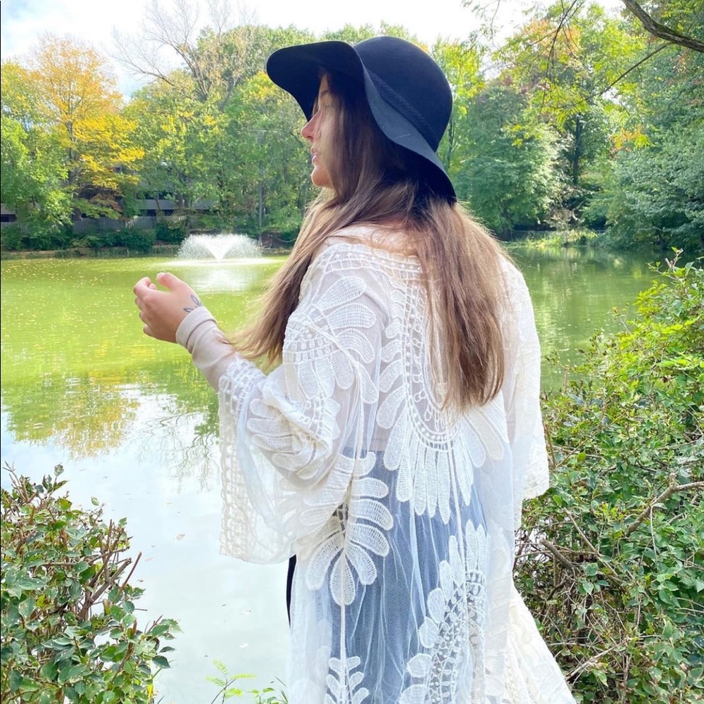 Marshalls light weight cover-up, size small, white lace